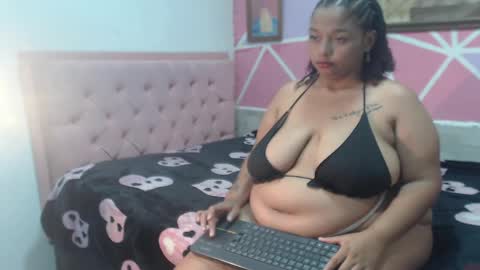 Snapshot of doll_rihana chatting on 06/04/26, 02:17 doll rihana online show from 06/04/26, 02:17