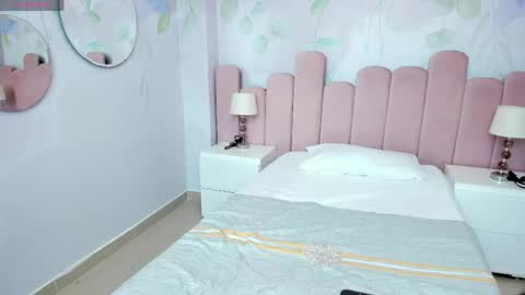 Snapshot of doll_skinny18 chatting on 05/11/26, 04:04 Samy online show from 05/11/26, 04:04