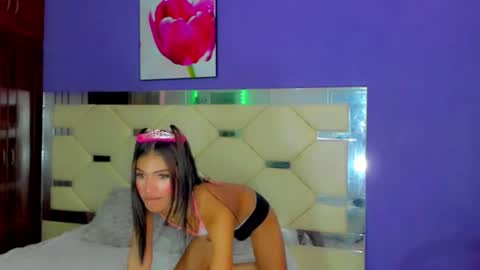 Snapshot of dollcute_latin chatting on 03/10/26, 06:24 dollcute_latin online show from 03/10/26, 06:24