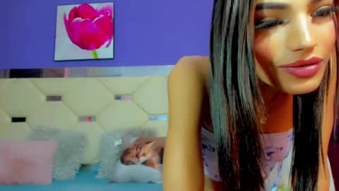 Snapshot of dollcute_latin chatting on 04/17/26, 07:11 dollcute_latin online show from 04/17/26, 07:11