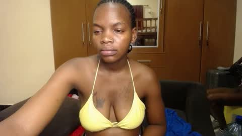 Bella online show from 10/16/25, 08:54