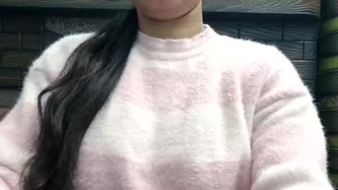 dollmeenu online show from 11/19/25, 08:25