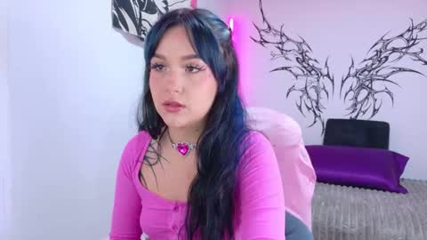 Isabela   Independet model 3 online show from 02/26/26, 05:45