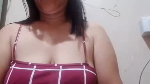 Snapshot of dolly926661 chatting on 06/04/26, 10:54 dolly926661 online show from 06/04/26, 10:54