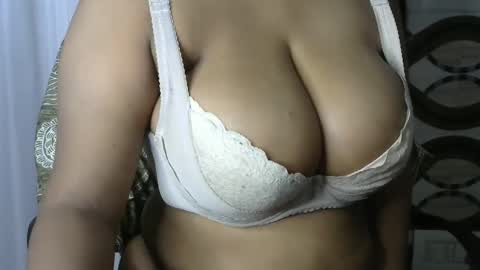 dolly_2 online show from 12/03/24, 04:58