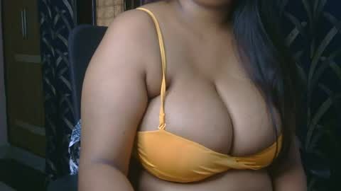dolly_2 online show from 07/22/26, 04:15