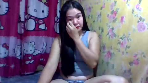 dolly_cute28 online show from 01/13/25, 08:26