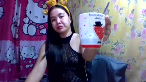 dolly_cute28 online show from 02/04/25, 08:28