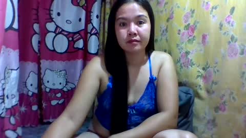 dolly_cute28 online show from 02/18/25, 08:36