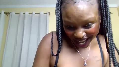 Dolly online show from 10/09/25, 03:32