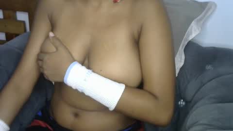 Snapshot of dollyplum chatting on 10/18/25, 09:54 Cushey online show from 10/18/25, 09:54