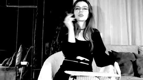 Snapshot of doloressage chatting on 04/07/26, 09:04 Dolores Sage online show from 04/07/26, 09:04