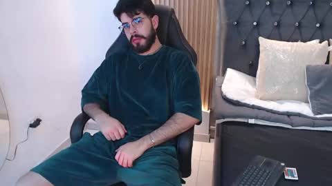 Snapshot of domboy_ chatting on 05/26/26, 08:49 domboy online show from 05/26/26, 08:49
