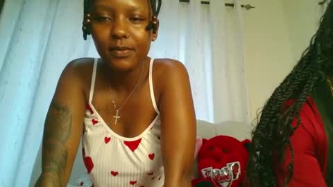 Amarie noels online show from 12/15/25, 12:09