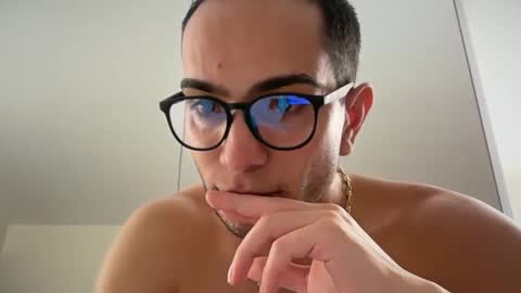 Snapshot of domelecria chatting on 06/10/26, 08:30 Ruslan online show from 06/10/26, 08:30