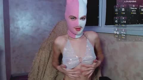 Snapshot of domiiniicana chatting on 10/13/25, 05:13 domiiniicana online show from 10/13/25, 05:13