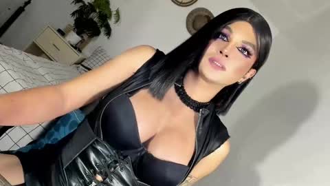 ANGELA online show from 03/02/25, 04:21