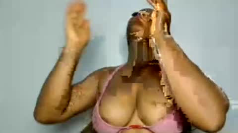 laura online show from 06/20/26, 09:01