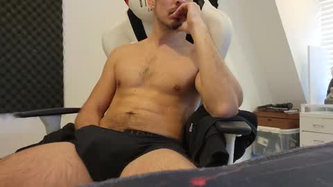 Snapshot of dominance chatting on 11/24/25, 01:22 Master Dominance online show from 11/24/25, 01:22