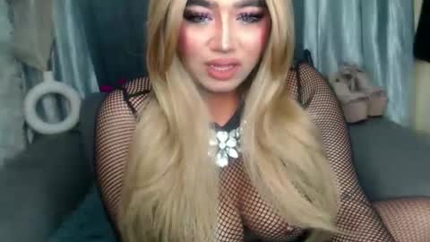 Snapshot of dominant10inchcock chatting on 11/27/25, 07:27 dominant10inchcock online show from 11/27/25, 07:27