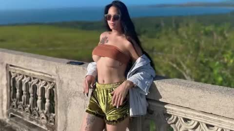 Snapshot of dominantgoddessontop chatting on 02/23/25, 06:45 CALL ME BABY BELLA online show from 02/23/25, 06:45