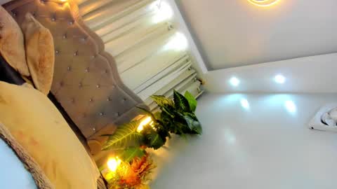 Snapshot of dominantgoddessontop chatting on 03/03/25, 01:31 CALL ME BABY BELLA online show from 03/03/25, 01:31