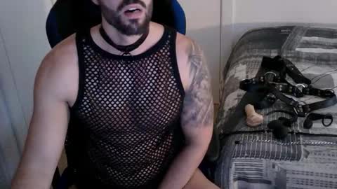 DominatedTitan online show from 10/05/25, 05:44