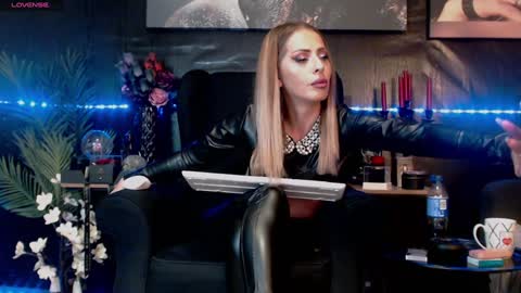 Dominatrix Eve online show from 01/10/25, 12:27