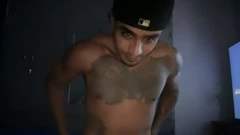 Snapshot of dominic_brand chatting on 06/19/26, 04:06 Brandon online show from 06/19/26, 04:06