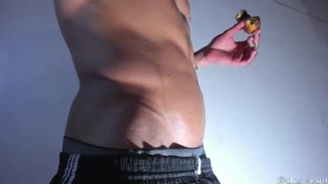 DOMI online show from 12/03/25, 09:29