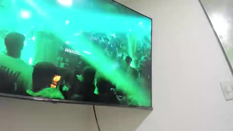 DOMI online show from 12/22/25, 11:29