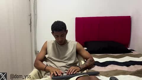 Snapshot of dominic_smith_ chatting on 02/23/25, 11:58 dominic_smith_ online show from 02/23/25, 11:58