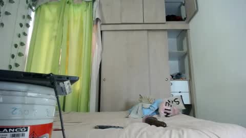 dominic_sofia online show from 06/19/26, 12:09