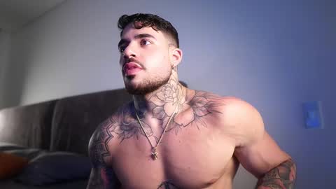 Snapshot of dominic_sullivan1 chatting on 12/16/25, 05:23 Dominic Sullivan online show from 12/16/25, 05:23