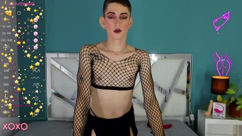 Snapshot of dominic_thailor chatting on 12/12/24, 02:44 Dominic online show from 12/12/24, 02:44