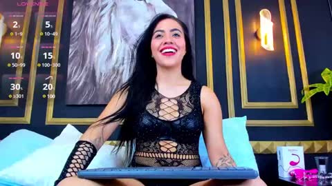 D O M I N I C A  online show from 02/26/25, 08:48