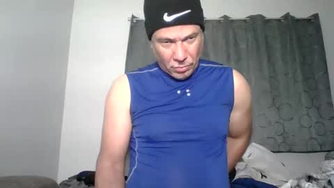 Snapshot of dominicanorico chatting on 11/11/25, 07:58 luis online show from 11/11/25, 07:58