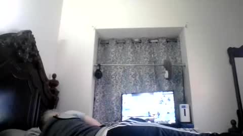 Snapshot of dominicanorico chatting on 05/13/26, 10:06 luis online show from 05/13/26, 10:06