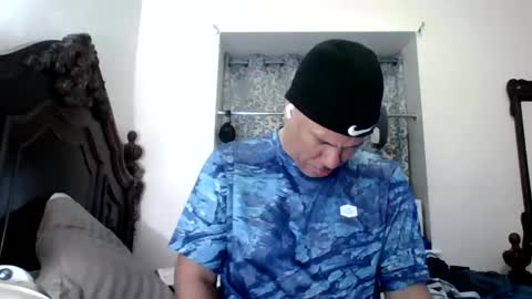 Snapshot of dominicanorico chatting on 06/11/26, 02:11 luis online show from 06/11/26, 02:11