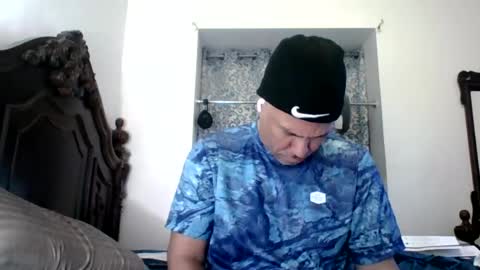 Snapshot of dominicanorico chatting on 06/13/26, 09:13 luis online show from 06/13/26, 09:13