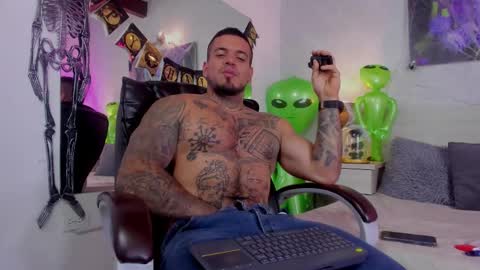 dominickane online show from 10/30/25, 11:33