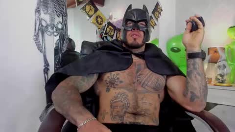 dominickane online show from 10/31/25, 11:44