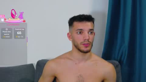 Snapshot of dominicvalente chatting on 11/29/25, 09:29 dominicvalente online show from 11/29/25, 09:29