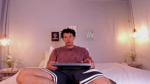 Snapshot of dominik_drake chatting on 06/01/26, 12:40 Dominik Drake online show from 06/01/26, 12:40