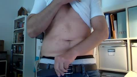 dominik_home online show from 06/15/26, 11:12
