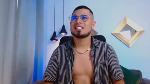 Dominik online show from 06/19/26, 06:34