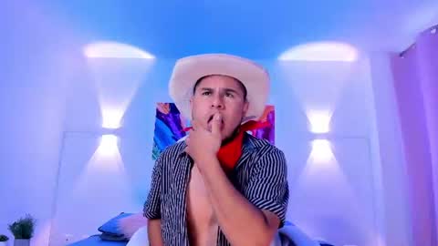 Dominik online show from 07/27/26, 06:37