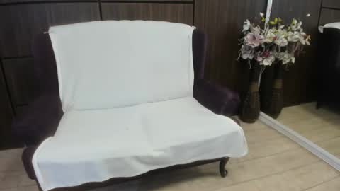 Dominna online show from 10/20/25, 04:24