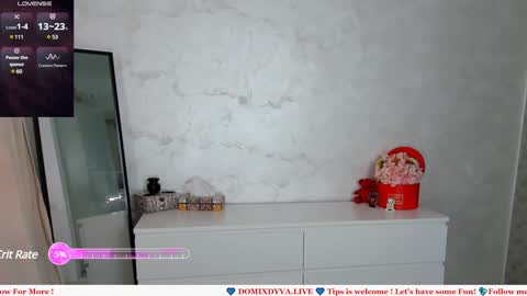 Snapshot of domixdyva chatting on 03/10/25, 03:20 Dyva online show from 03/10/25, 03:20