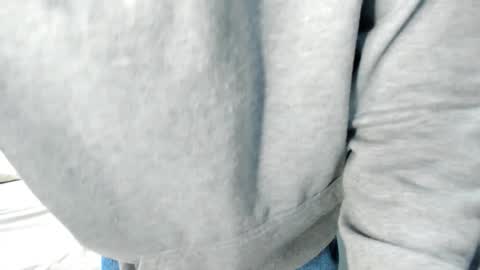 Domminick18 online show from 10/10/25, 08:19